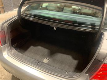 MERCEDES-BENZ E CLASS 2.1 E220 BlueTEC SE