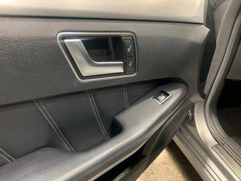MERCEDES-BENZ E CLASS 2.1 E220 BlueTEC SE