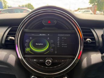MINI COOPER 1.5 Automatic Euro 5 5dr