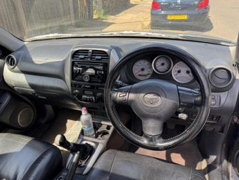 TOYOTA RAV4 2.0 VVT-i XT5