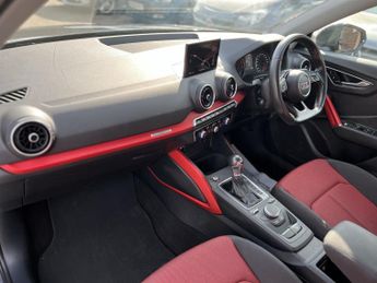 AUDI Q2 1.4 TFSI CoD Sport