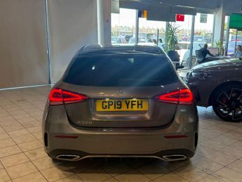 MERCEDES-BENZ A CLASS 2.0 A220 AMG Line