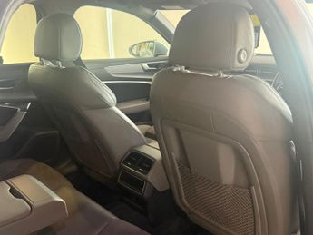 AUDI A6 SALOON 2.0 TDI 40 S line