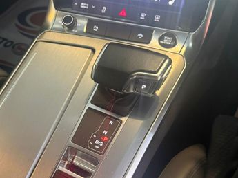 AUDI A6 SALOON 2.0 TDI 40 S line