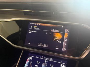 AUDI A6 SALOON 2.0 TDI 40 S line