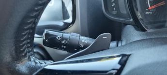 TOYOTA AYGO 1.0 VVT-i x-play