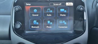 TOYOTA AYGO 1.0 VVT-i x-play