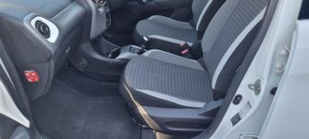 TOYOTA AYGO 1.0 VVT-i x-play