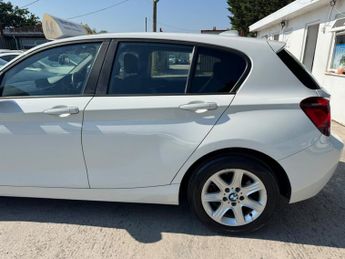 BMW 1 SERIES 1.6 116i AUTO 5dr