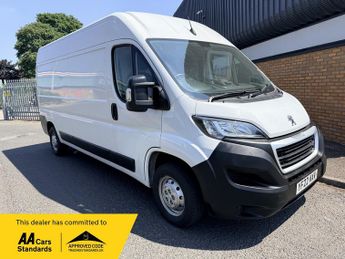 Peugeot Boxer 2.2 BlueHDi 335 Professional