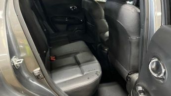 NISSAN JUKE 1.6 Tekna XTRON Euro 6 5dr