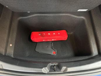 TESLA MODEL 3 (Dual Motor) Performance Auto 4WDE 4dr (Performance Upgrade)