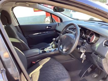 PEUGEOT 3008 1.6 HDi Allure Euro 5 5dr