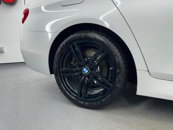 BMW 5 SERIES 2.0 520d M Sport Auto Euro 6 (s/s) 4dr