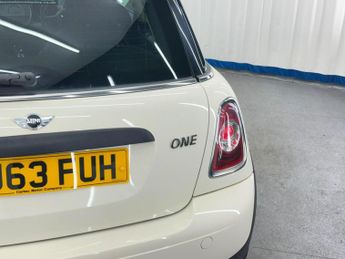 MINI HATCH 1.6 One Baker Street Euro 6 3dr