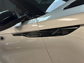 LAND ROVER RANGE ROVER VELAR 2.0 D180 R-Dynamic SE