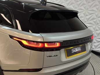 LAND ROVER RANGE ROVER VELAR 2.0 D180 R-Dynamic SE