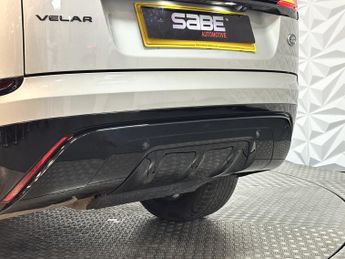 LAND ROVER RANGE ROVER VELAR 2.0 D180 R-Dynamic SE