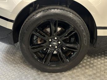 LAND ROVER RANGE ROVER VELAR 2.0 D180 R-Dynamic SE