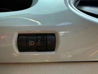VOLKSWAGEN UP! 1.0 Move up! ASG Euro 5 3dr