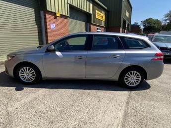 PEUGEOT 308 SW 1.5 BlueHDi Active