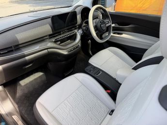 FIAT 500E 42kw 118hp Electric La Prima