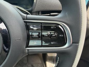 FIAT 500E 42kw 118hp Electric La Prima