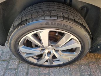 PEUGEOT 2008 1.6 BlueHDi Allure