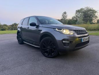 LAND ROVER DISCOVERY SPORT 2.0 TD4 HSE Black Auto 4WD Euro 6 (s/s) 5dr