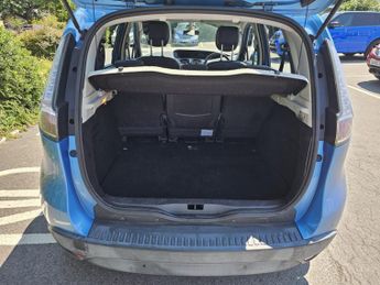 RENAULT SCENIC 1.5 dCi Dynamique TomTom