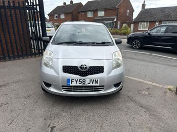 Toyota Yaris 1.0 VVT-i T2