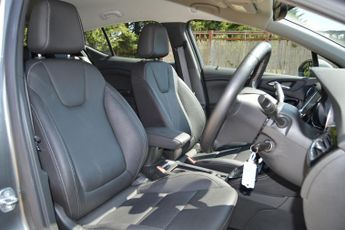 VAUXHALL ASTRA 1.6 CDTi BlueInjection Elite Nav