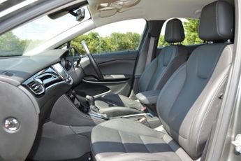 VAUXHALL ASTRA 1.6 CDTi BlueInjection Elite Nav