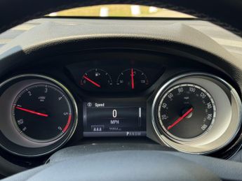 VAUXHALL ASTRA 1.6 CDTi BlueInjection Elite Nav