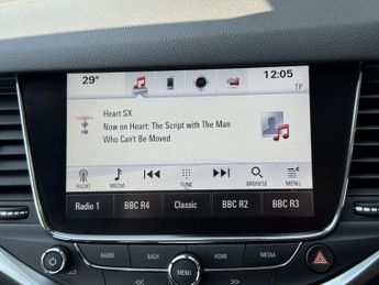 VAUXHALL ASTRA 1.6 CDTi BlueInjection Elite Nav