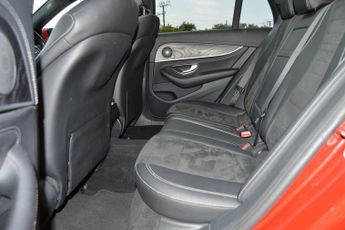 MERCEDES-BENZ E CLASS 2.0 E220d AMG Line