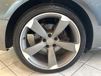 AUDI A5 2.0 TDI Black Edition