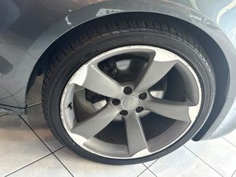 AUDI A5 2.0 TDI Black Edition
