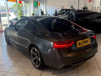 AUDI A5 2.0 TDI Black Edition