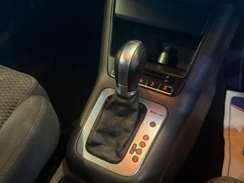 VOLKSWAGEN TIGUAN 2.0 TDI BlueMotion Tech R-Line