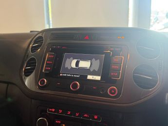 VOLKSWAGEN TIGUAN 2.0 TDI BlueMotion Tech R-Line