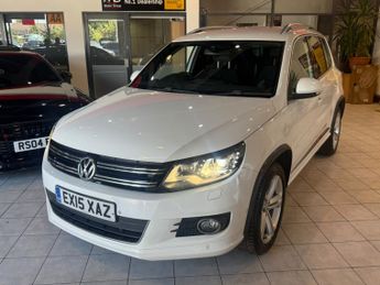 VOLKSWAGEN TIGUAN 2.0 TDI BlueMotion Tech R-Line