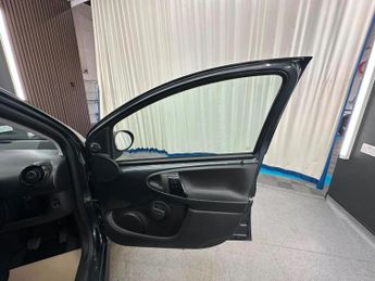 CITROEN C1 1.0i VTR+ EGS5 Euro 5 5dr