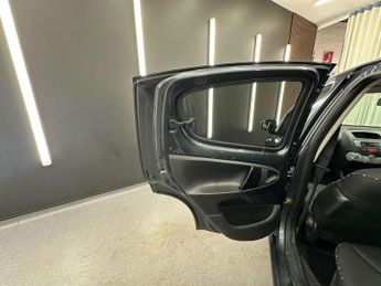 CITROEN C1 1.0i VTR+ EGS5 Euro 5 5dr