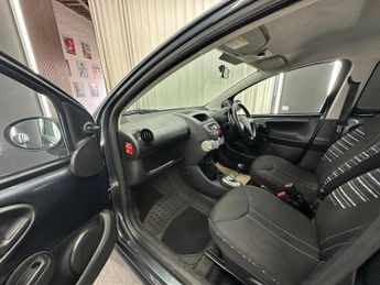 CITROEN C1 1.0i VTR+ EGS5 Euro 5 5dr