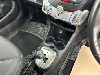 CITROEN C1 1.0i VTR+ EGS5 Euro 5 5dr