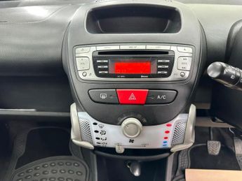 CITROEN C1 1.0i VTR+ EGS5 Euro 5 5dr