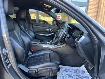 BMW 3 SERIES 2.0 330i M Sport Saloon