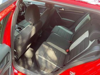 VOLKSWAGEN GOLF 2.0 TSI BlueMotion Tech R DSG 4MOTION Euro 6 (s/s) 5dr