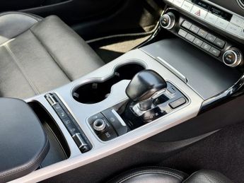 KIA STINGER 2.2 CRDi GT-Line